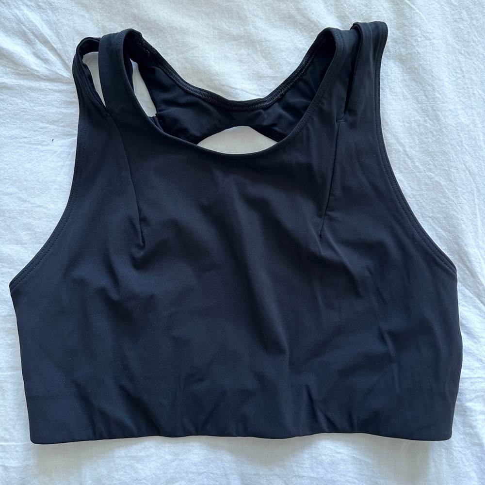 Lululemon black sports bra / top